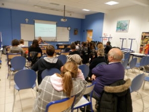 une assemblée attentive et convaincue